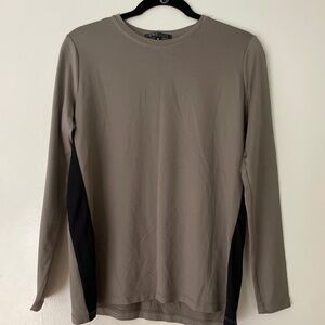 A'Nue Ligne Long Sleeve Top Size Medium